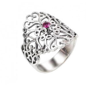 Rafael Jewelry Sterling Silver Ring with Ruby in Heart Cutouts Bijoux Juifs