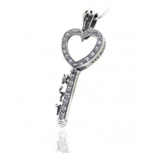 Key Charm Heart Pendant with Divine Name of Hashem 'Ald'  Colliers & Pendentifs