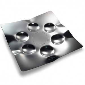 Squared Seder Plate in Aluminum Laura Cowan Plateaux de Seder